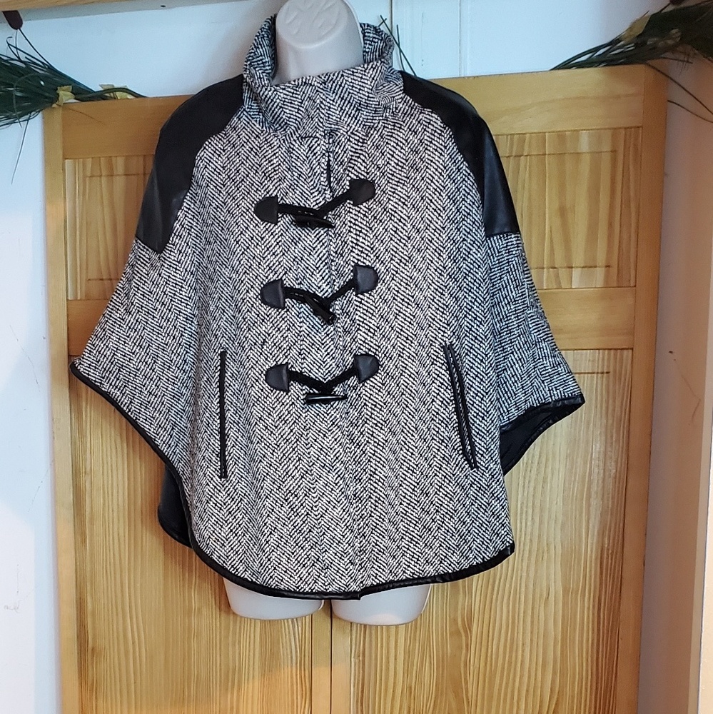 Michael F. Jacket Cape Tweed Womens